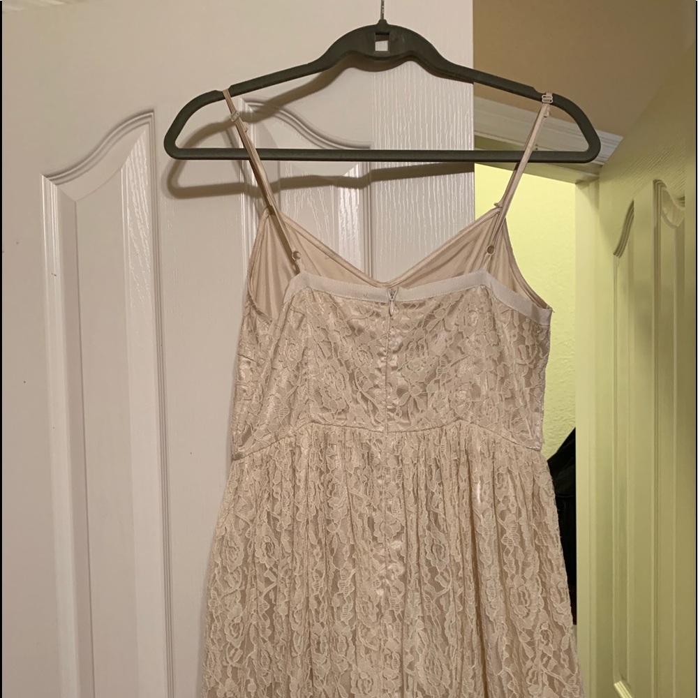 Dress - Picture 4 of 5
